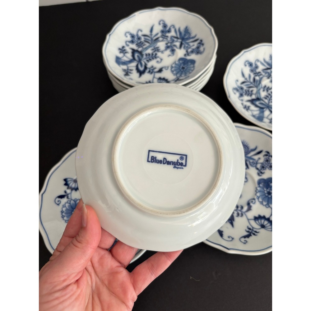 Blue Danube Japan Blue Onion Porcelain Saucers Scalloped Edge Set of 5 5.5" - Picture 6 of 6